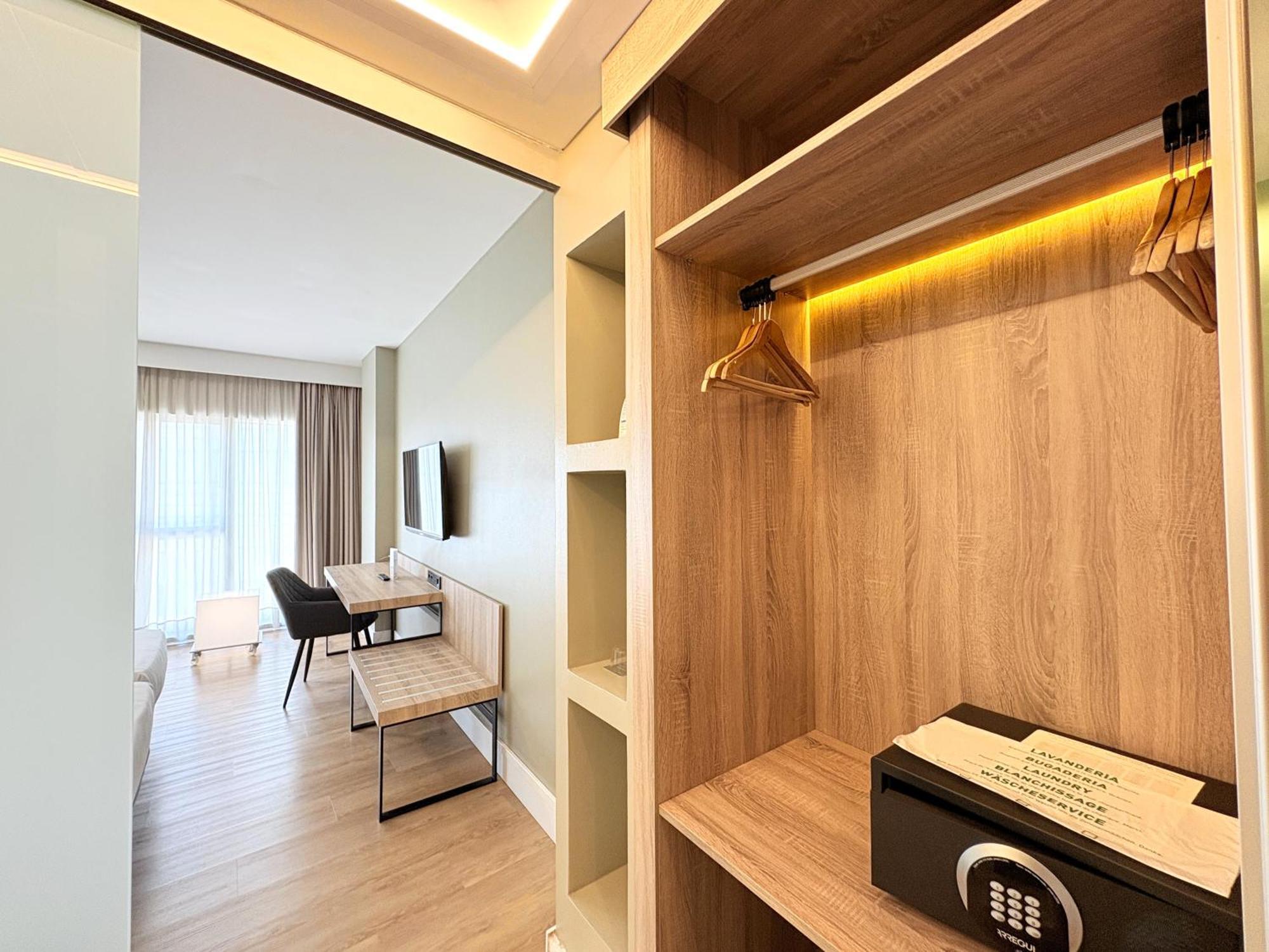 Eurohotel Barcelona Granvia Fira L'Hospitalet de Llobregat Luaran gambar
